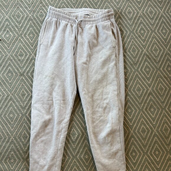 Aritzia TNA Sweatpants - Picture 1 of 7